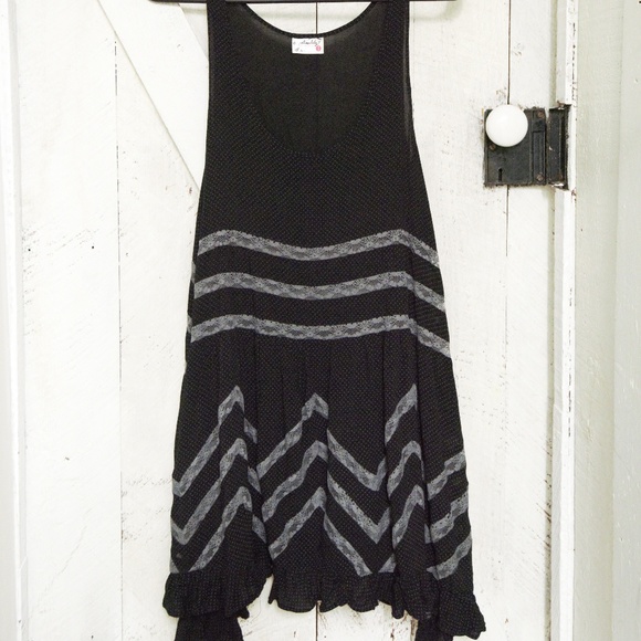 Black Tunic - Picture 2 of 5